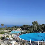 Studio-terrasse Avec Vue Mer-clim-parking-draps Inclus Apartment Saint-Raphael (Var)