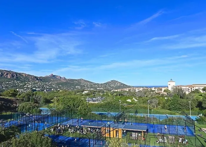 Studio-terrasse Vue Mer-clim-parking-draps Inclus Apartment Saint-Raphael (Var)